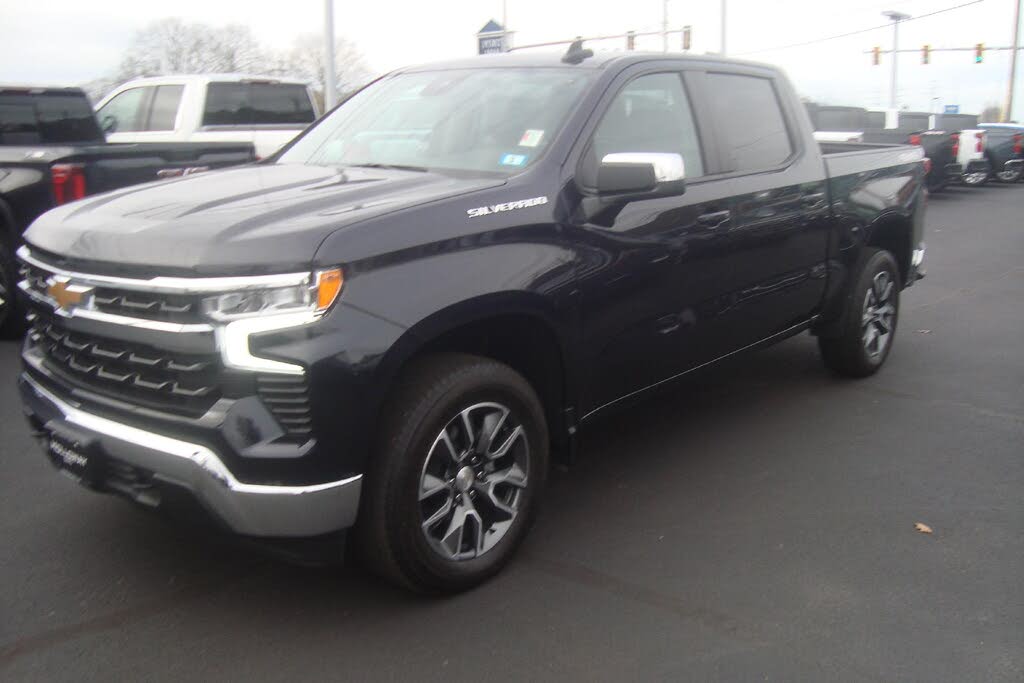 2024 Chevrolet Silverado 1500 LT Crew Cab 4WD