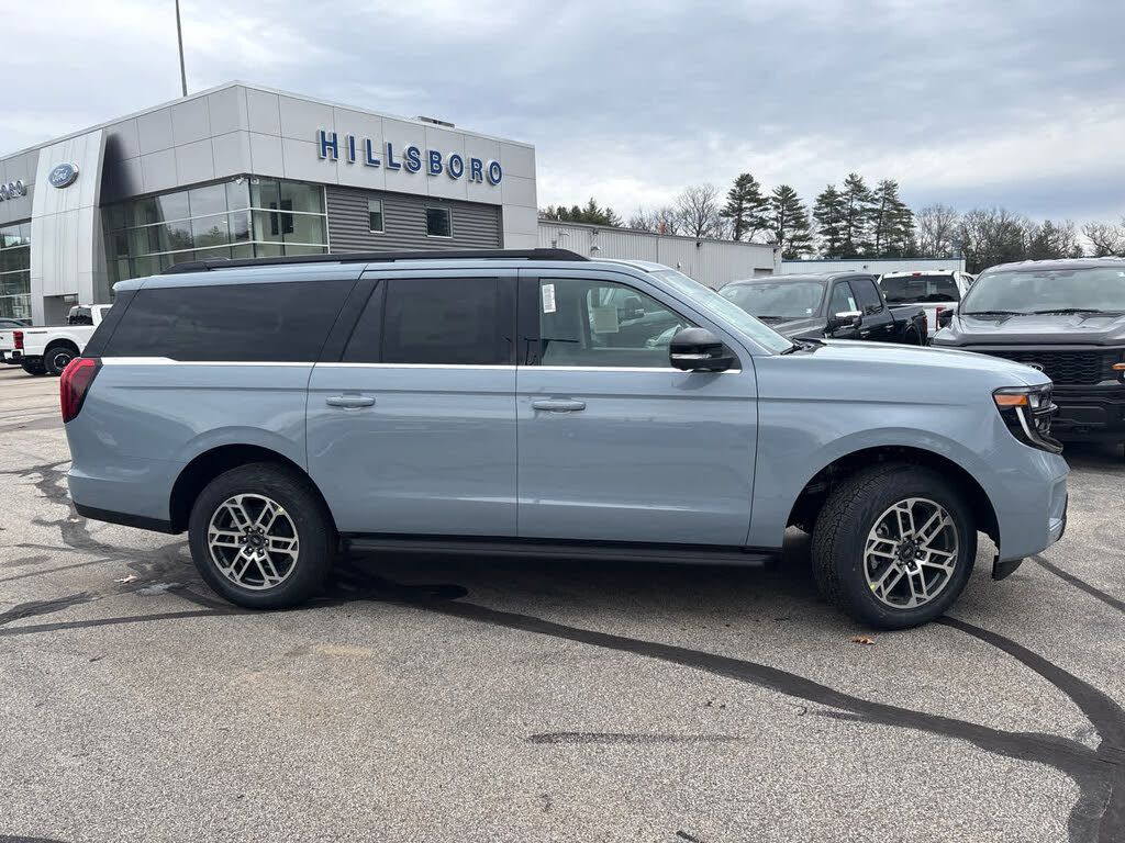 2025 Ford Expedition MAX Active 4WD
