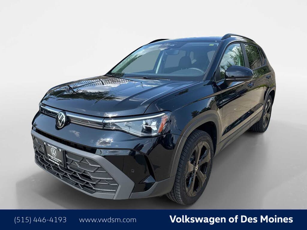 2025 Volkswagen Taos SE Black 4Motion