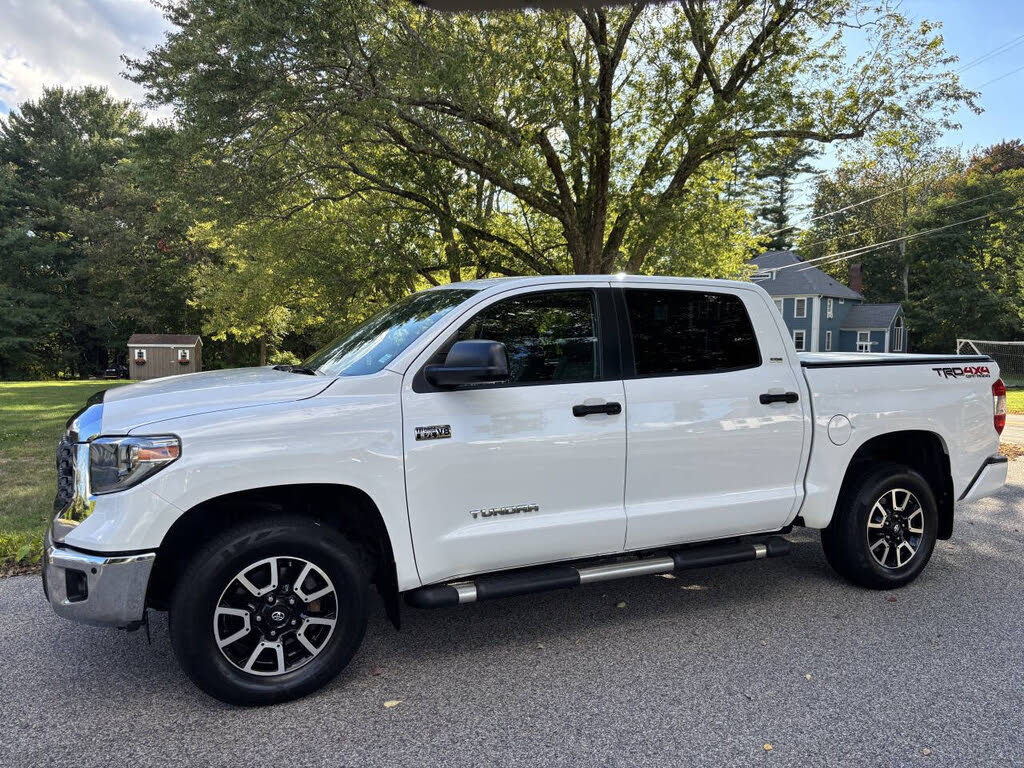 2018 Toyota Tundra SR5 CrewMax 5.7L 4WD