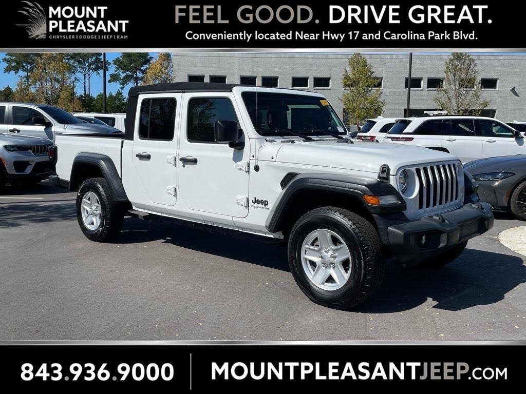 2020 Jeep Gladiator Sport S Crew Cab 4WD