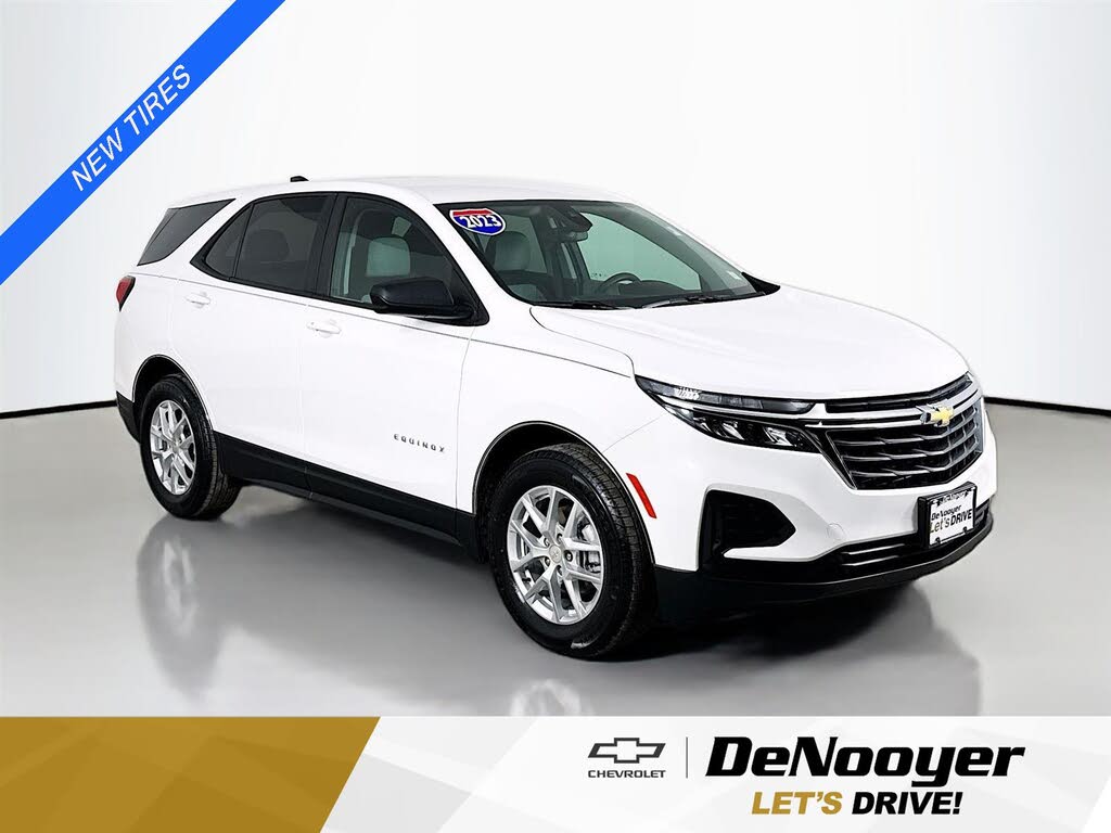 2023 Chevrolet Equinox LS FWD with 1LS