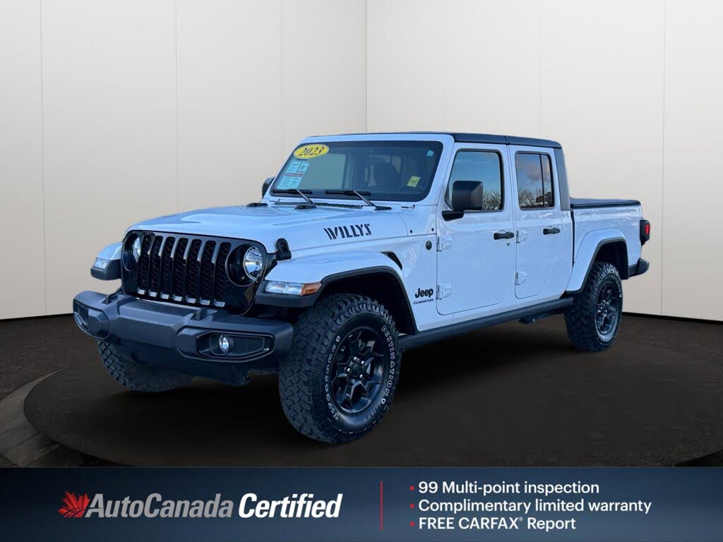 2023 Jeep Gladiator Willys Crew Cab 4WD