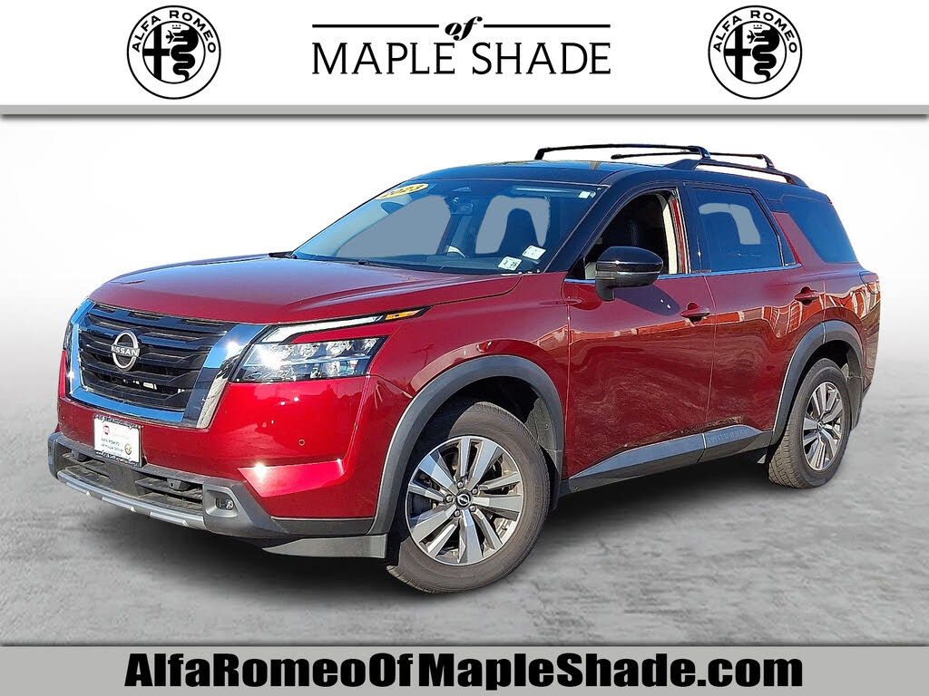 2023 Nissan Pathfinder SL 4WD