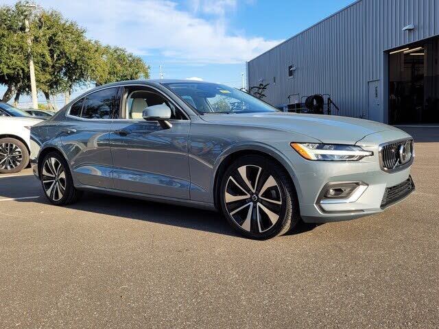 2023 Volvo S60 B5 Ultimate Bright Theme FWD