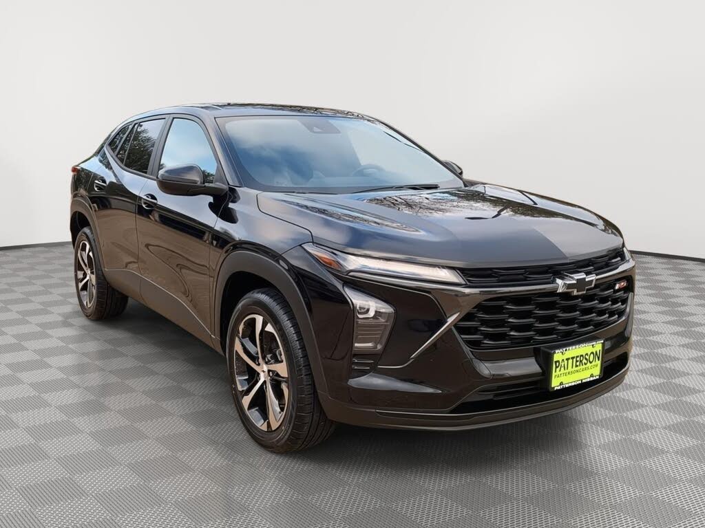 2024 Chevrolet Trax RS with 1RS FWD