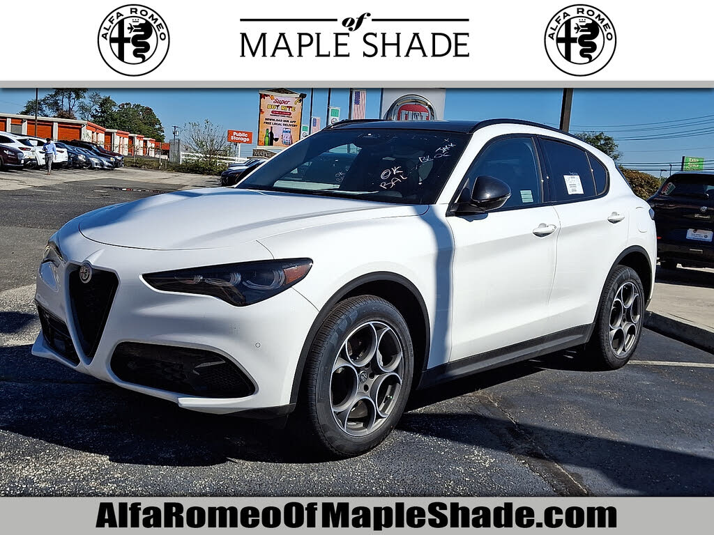 2025 Alfa Romeo Stelvio