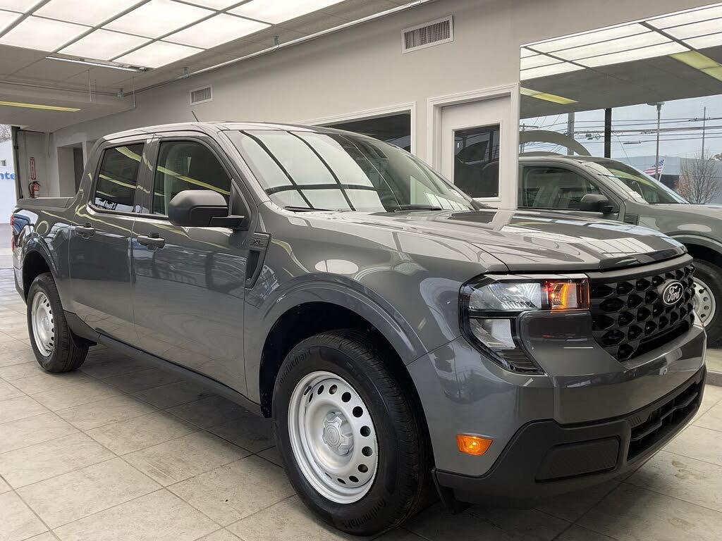 2025 Ford Maverick XL SuperCrew AWD