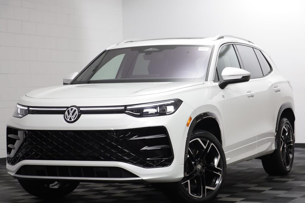 2026 Volkswagen Tiguan SEL R-Line Turbo 4Motion