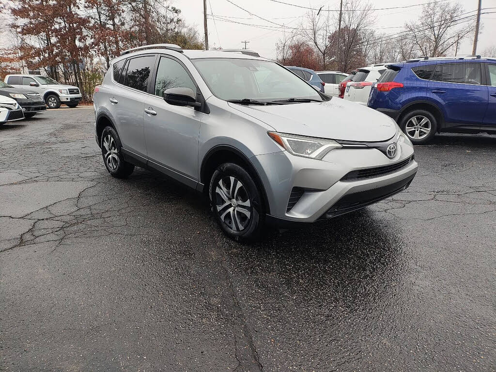 2017 Toyota RAV4 LE AWD