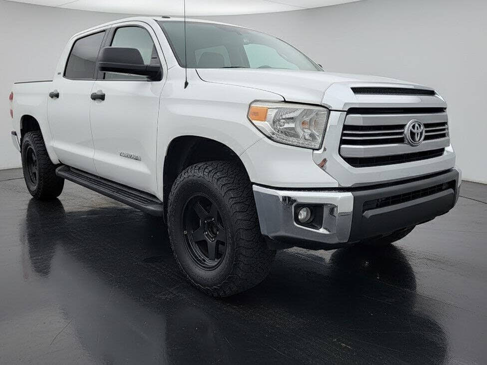2017 Toyota Tundra SR5 CrewMax 4.6L
