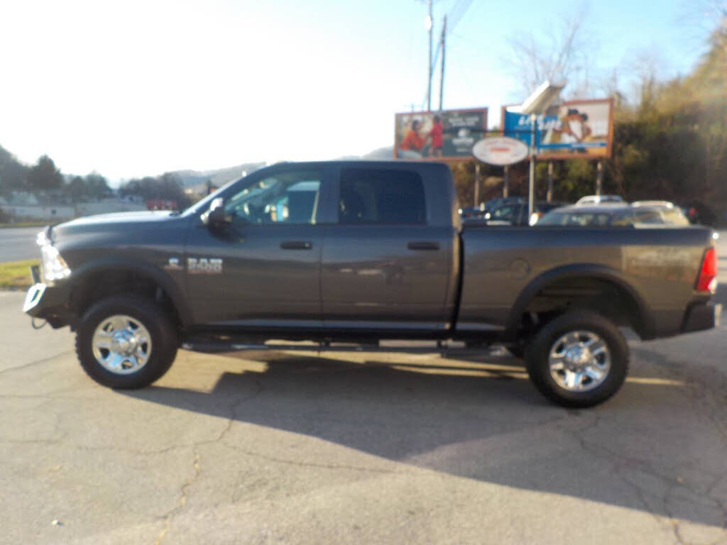 2018 RAM 2500 Tradesman Crew Cab 4WD