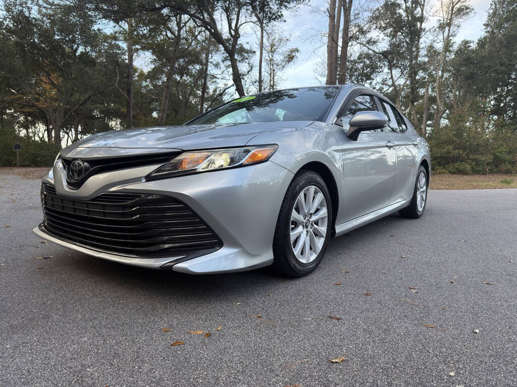 2019 Toyota Camry LE FWD