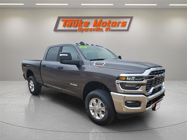 2026 RAM 2500 Big Horn Crew Cab 4WD