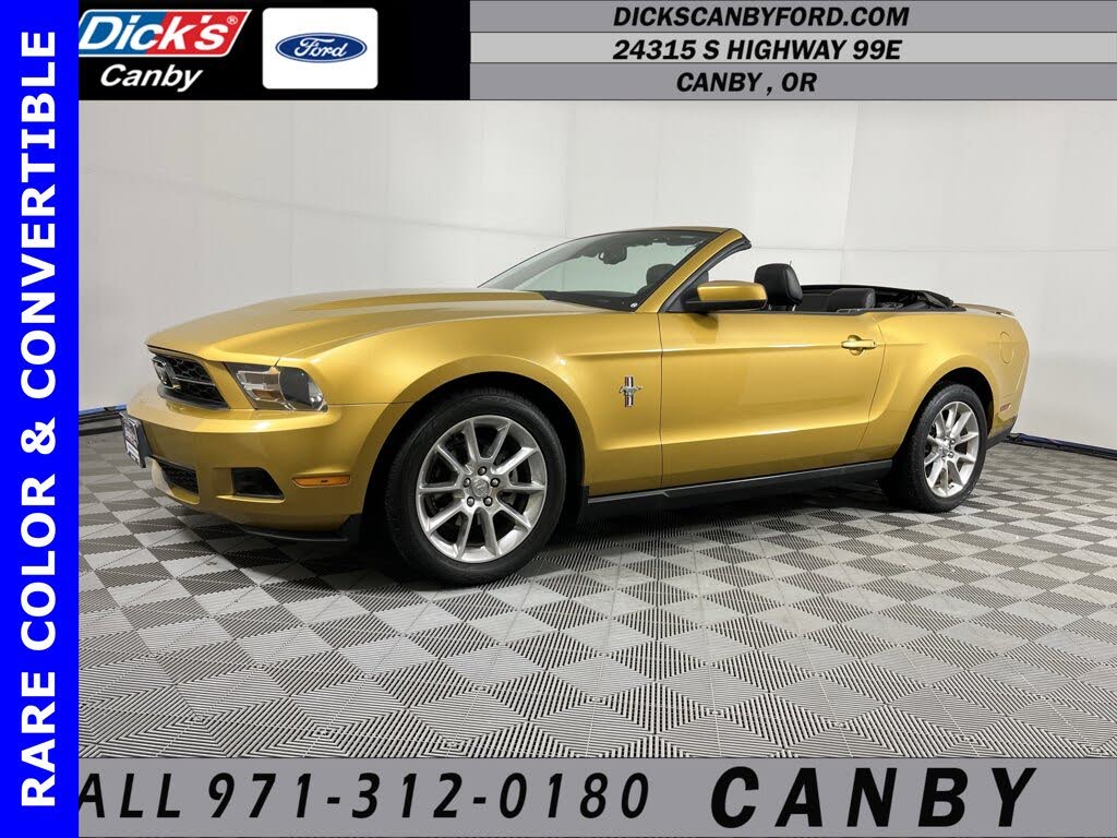 2010 Ford Mustang V6 Convertible RWD