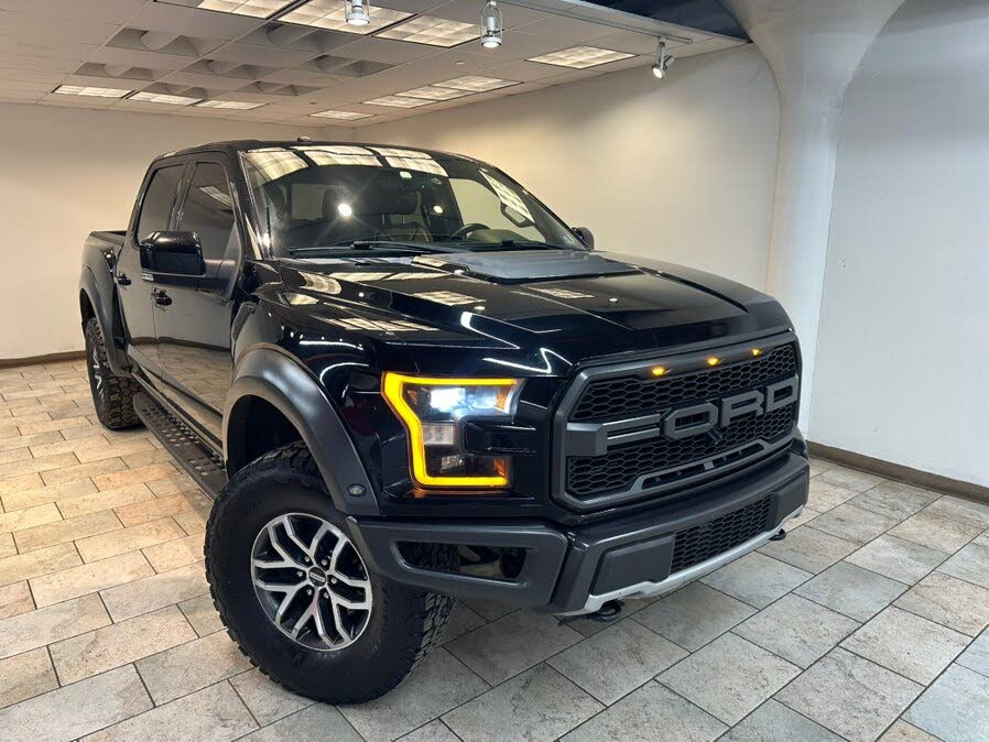 2017 Ford F-150 Raptor SuperCrew 4WD