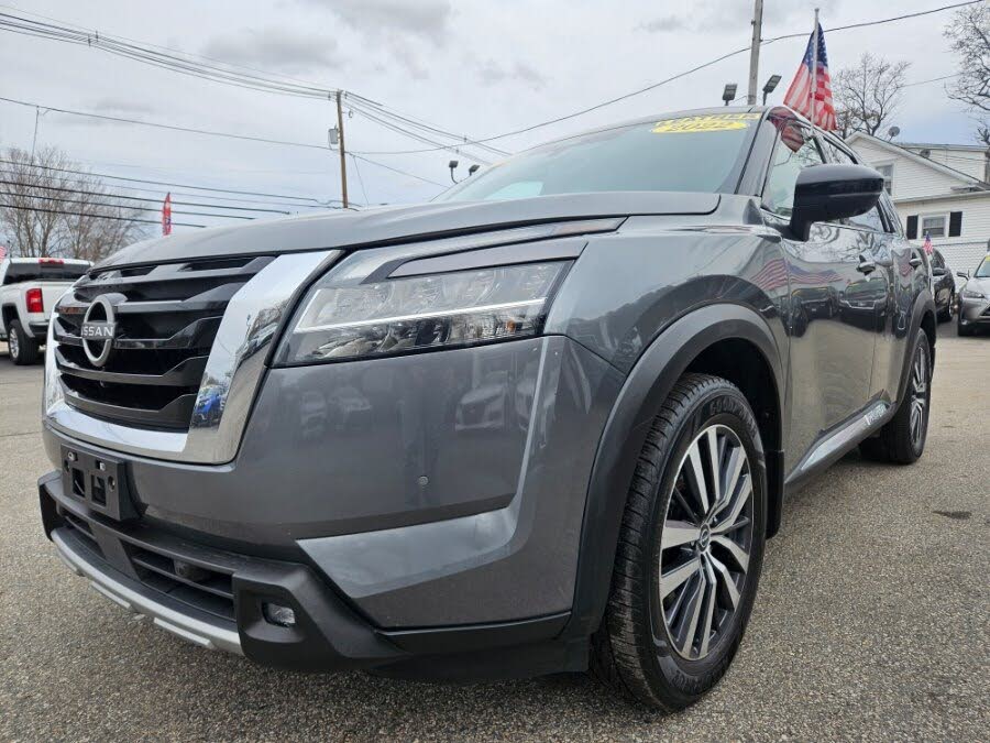 2022 Nissan Pathfinder Platinum 4WD