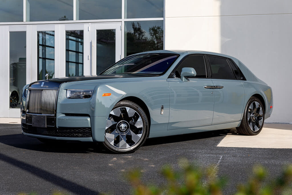2023 Rolls-Royce Phantom RWD