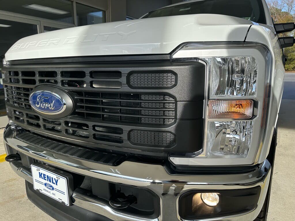 2025 Ford F-250 Super Duty XL Regular Cab LB 4WD
