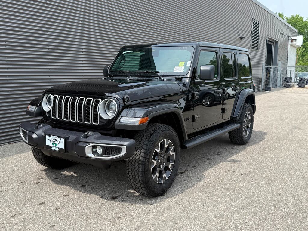 2025 Jeep Wrangler Sahara 4-Door 4WD