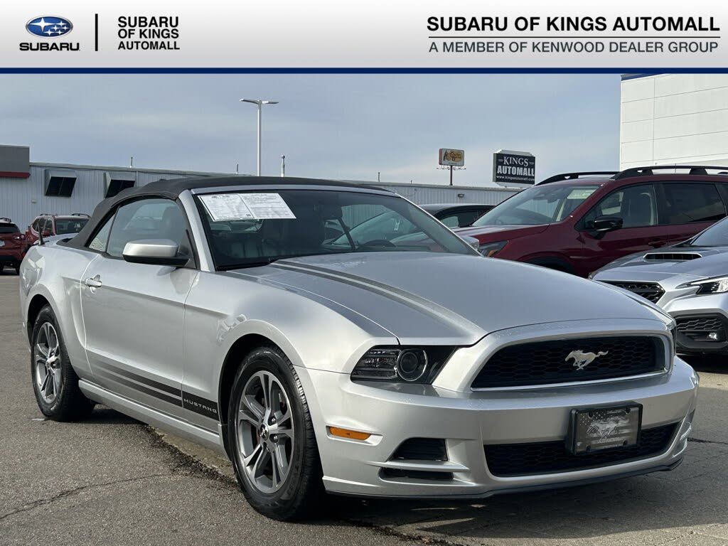2014 Ford Mustang V6 Premium Convertible RWD