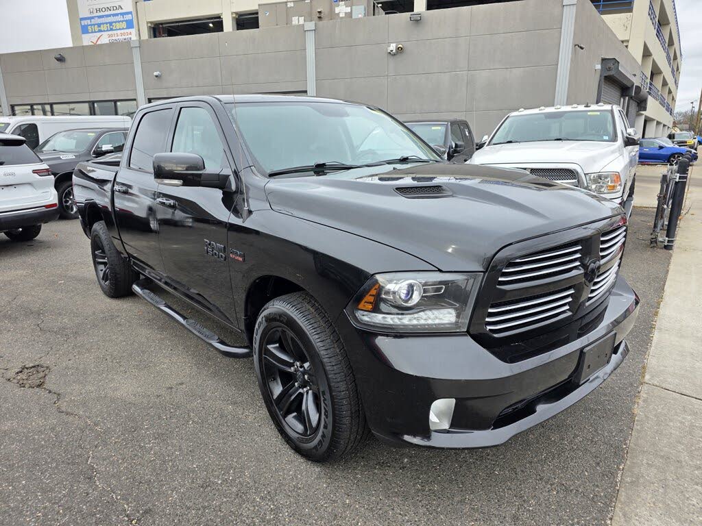 2016 RAM 1500 Sport Crew Cab 4WD
