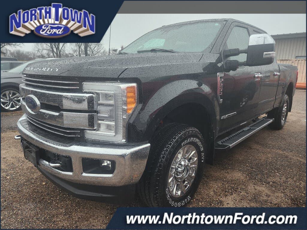 2017 Ford F-250 Super Duty Lariat Crew Cab 4WD