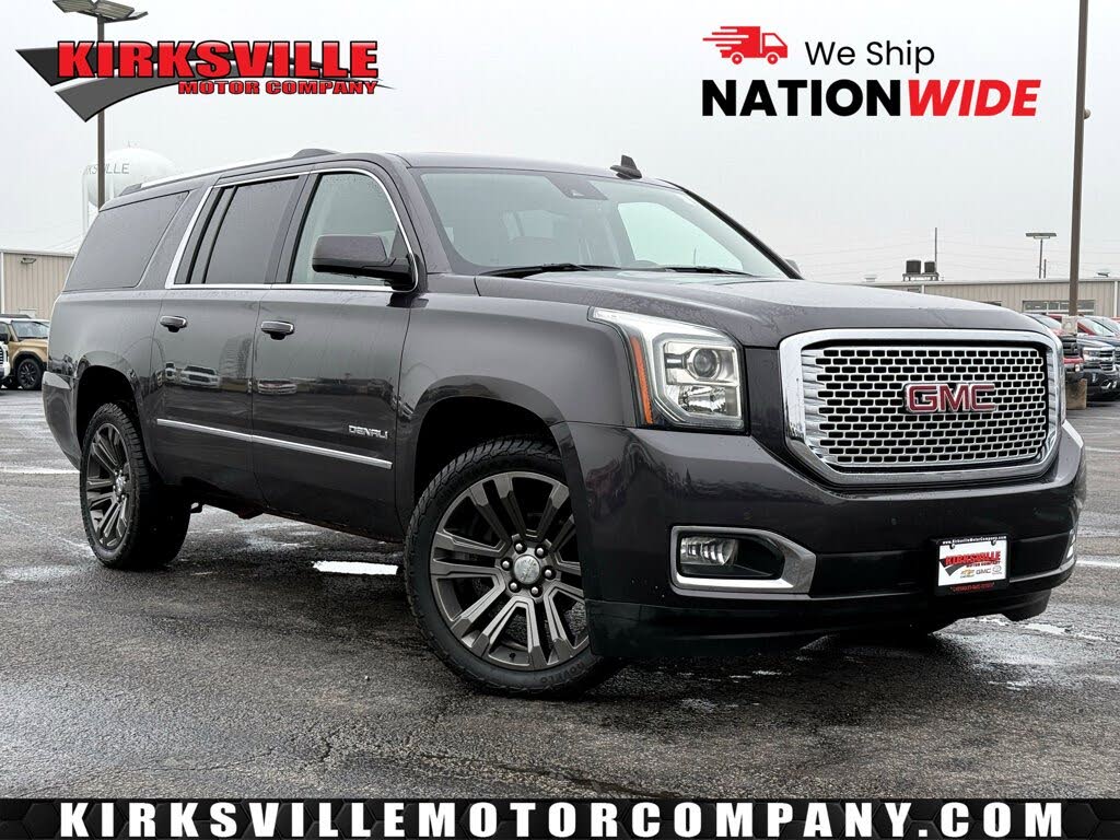 2017 GMC Yukon XL Denali 4WD