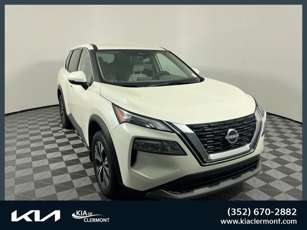 2022 Nissan Rogue SV FWD