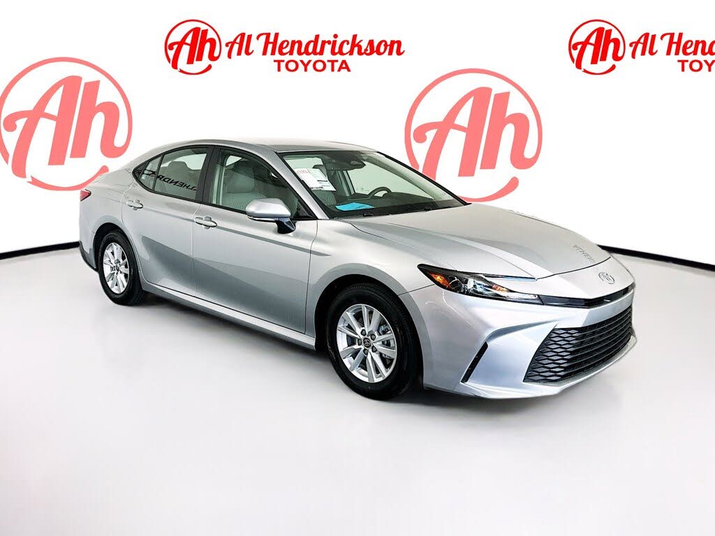 2025 Toyota Camry LE FWD