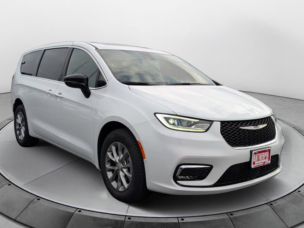 2026 Chrysler Pacifica Limited AWD