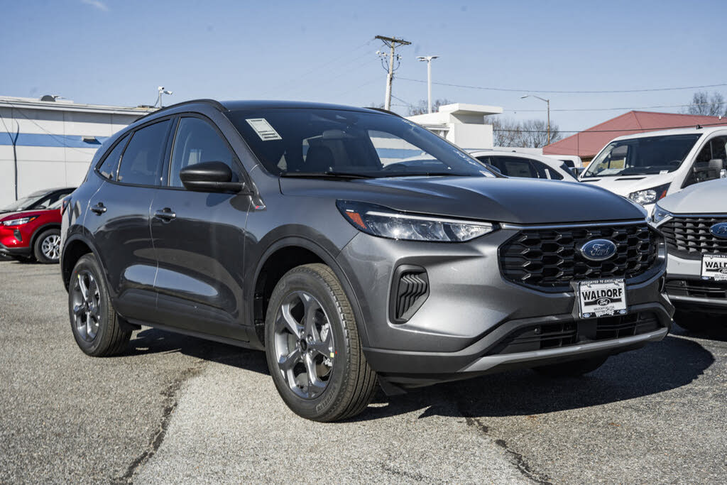 2026 Ford Escape ST-Line AWD