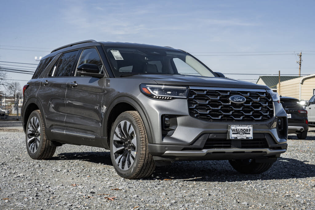 2026 Ford Explorer Platinum AWD