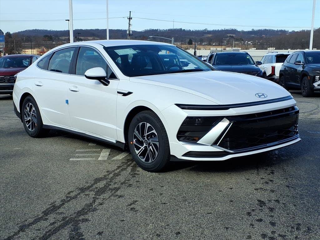 2026 Hyundai Sonata Hybrid Blue FWD