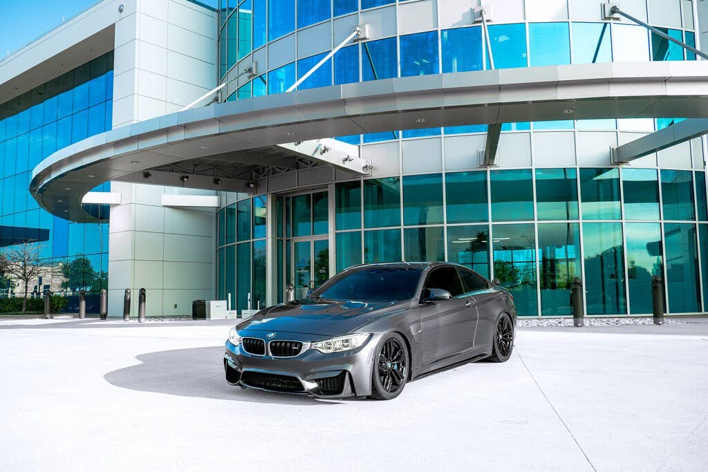 2015 BMW M4 Coupe RWD
