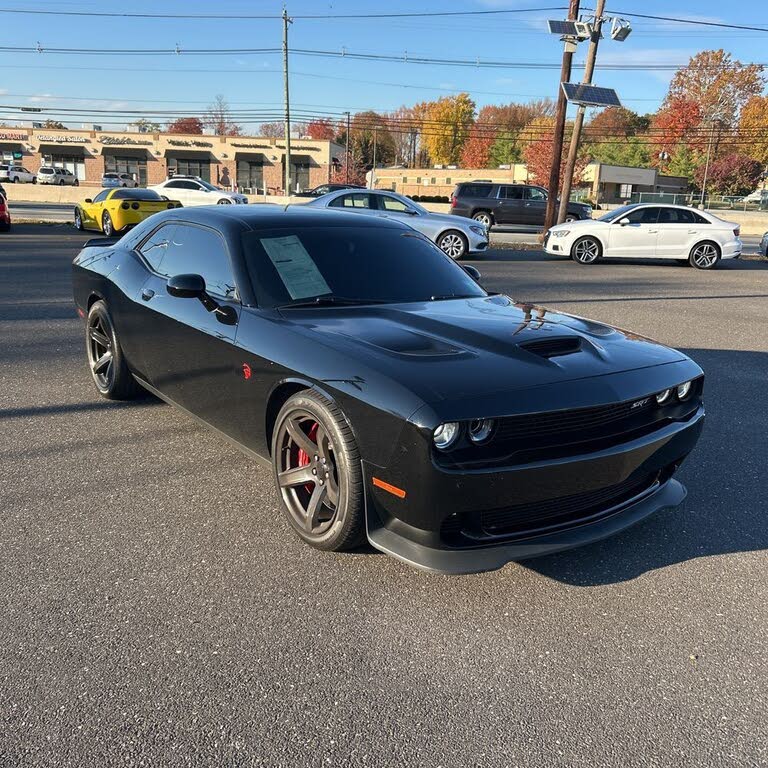 2016 Dodge Challenger SRT Hellcat RWD
