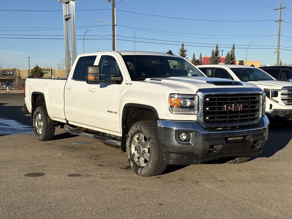 2018 GMC Sierra 3500HD SLE Crew Cab 4WD