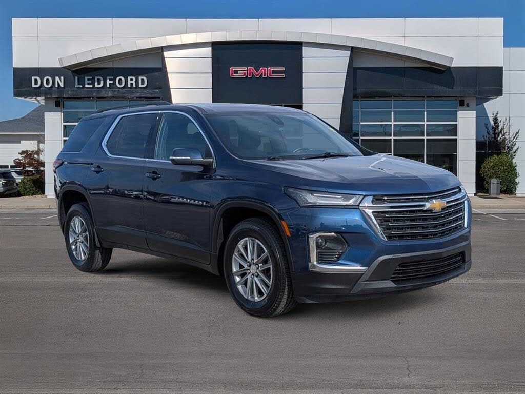 2023 Chevrolet Traverse LT Cloth FWD