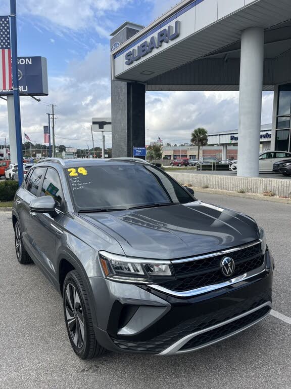 2024 Volkswagen Taos SE 4Motion