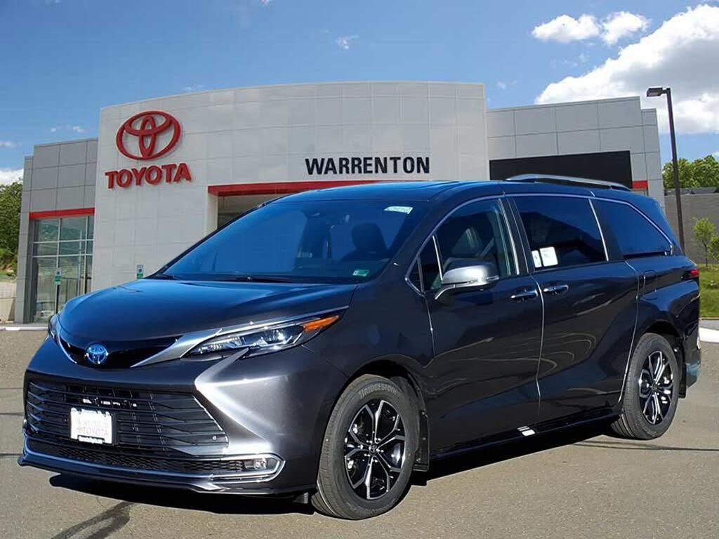 2025 Toyota Sienna Platinum 7-Passenger AWD