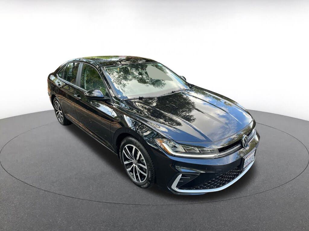 2025 Volkswagen Jetta SE FWD