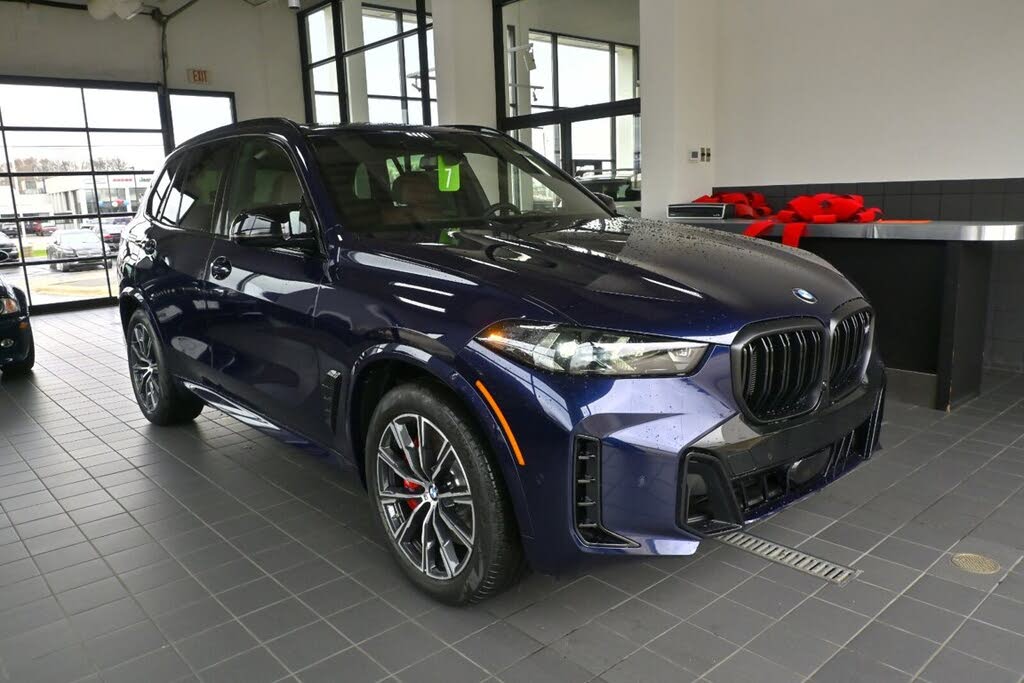 2026 BMW X5 M60i xDrive