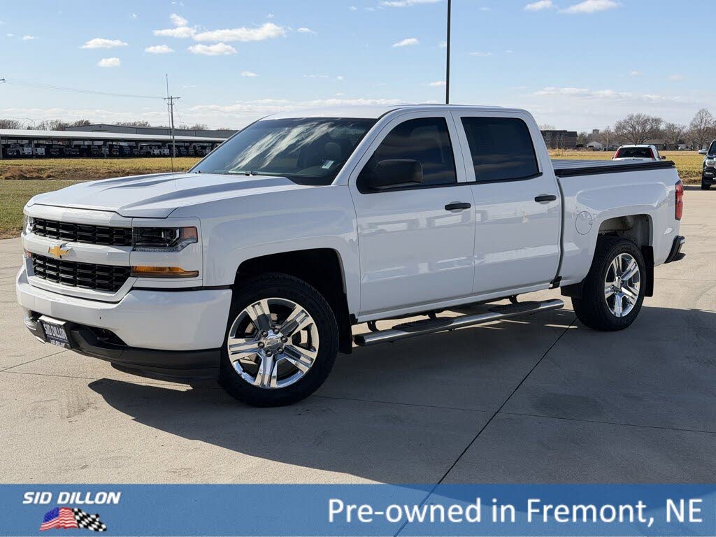 2018 Chevrolet Silverado 1500 Custom Crew Cab 4WD
