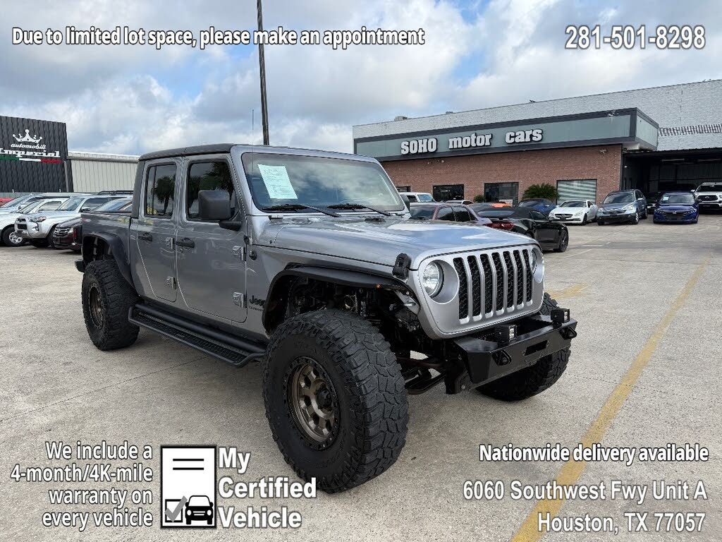 2020 Jeep Gladiator Sport S Crew Cab 4WD