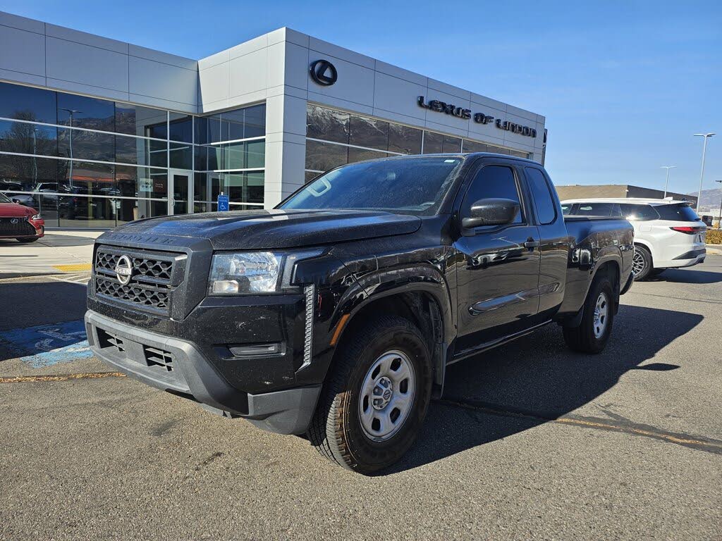 2022 Nissan Frontier S King Cab RWD