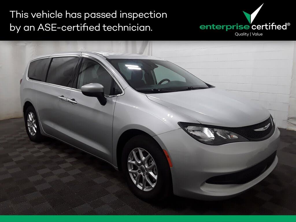 2023 Chrysler Voyager LX FWD