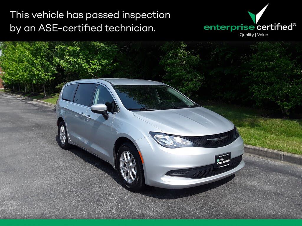 2023 Chrysler Voyager LX FWD