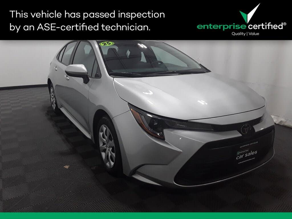 2025 Toyota Corolla LE FWD