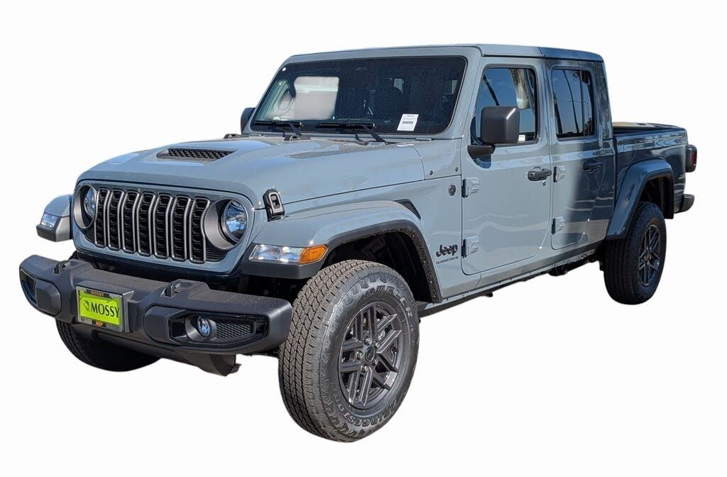 2026 Jeep Gladiator Sport S Crew Cab 4WD