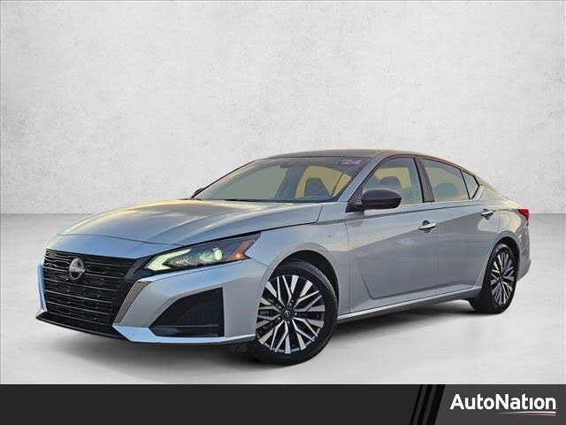 2024 Nissan Altima 2.5 SV FWD